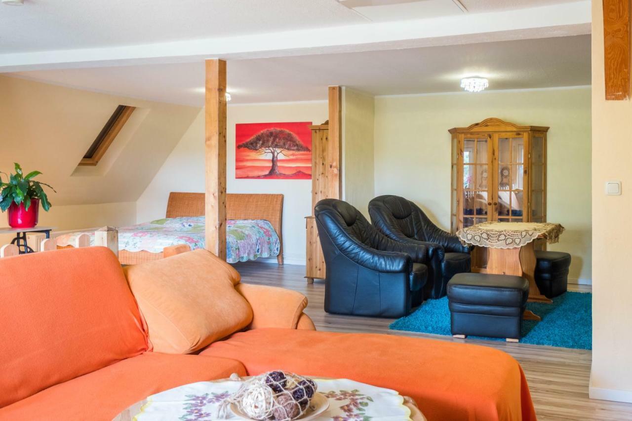 Ferienhaus Hospodarz Schimm 外观 照片